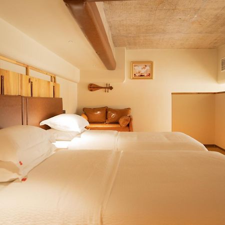 Patio Spring Holiday Inn -- Free Round Trip Pick-Up Service --Panoramic View Of Tianmen Mount Trương Gia Giới Ngoại thất bức ảnh