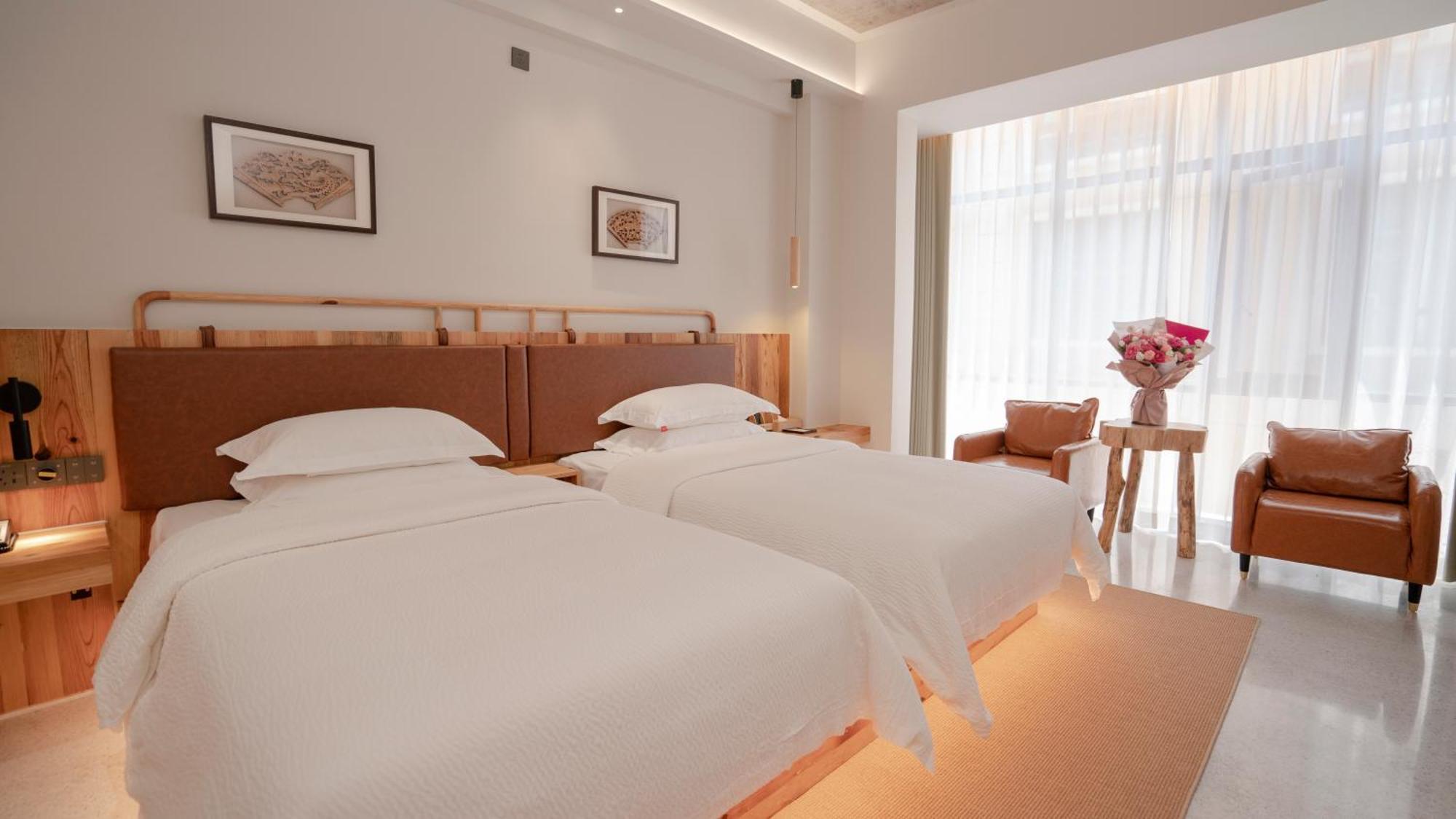 Patio Spring Holiday Inn -- Free Round Trip Pick-Up Service --Panoramic View Of Tianmen Mount Trương Gia Giới Ngoại thất bức ảnh