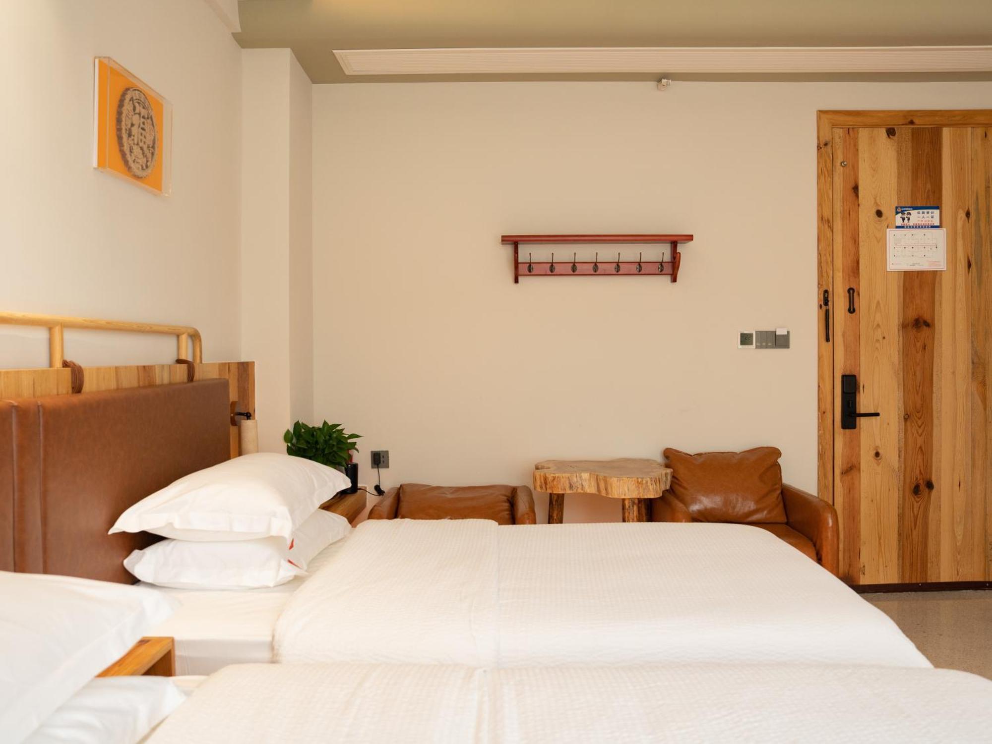 Patio Spring Holiday Inn -- Free Round Trip Pick-Up Service --Panoramic View Of Tianmen Mount Trương Gia Giới Ngoại thất bức ảnh