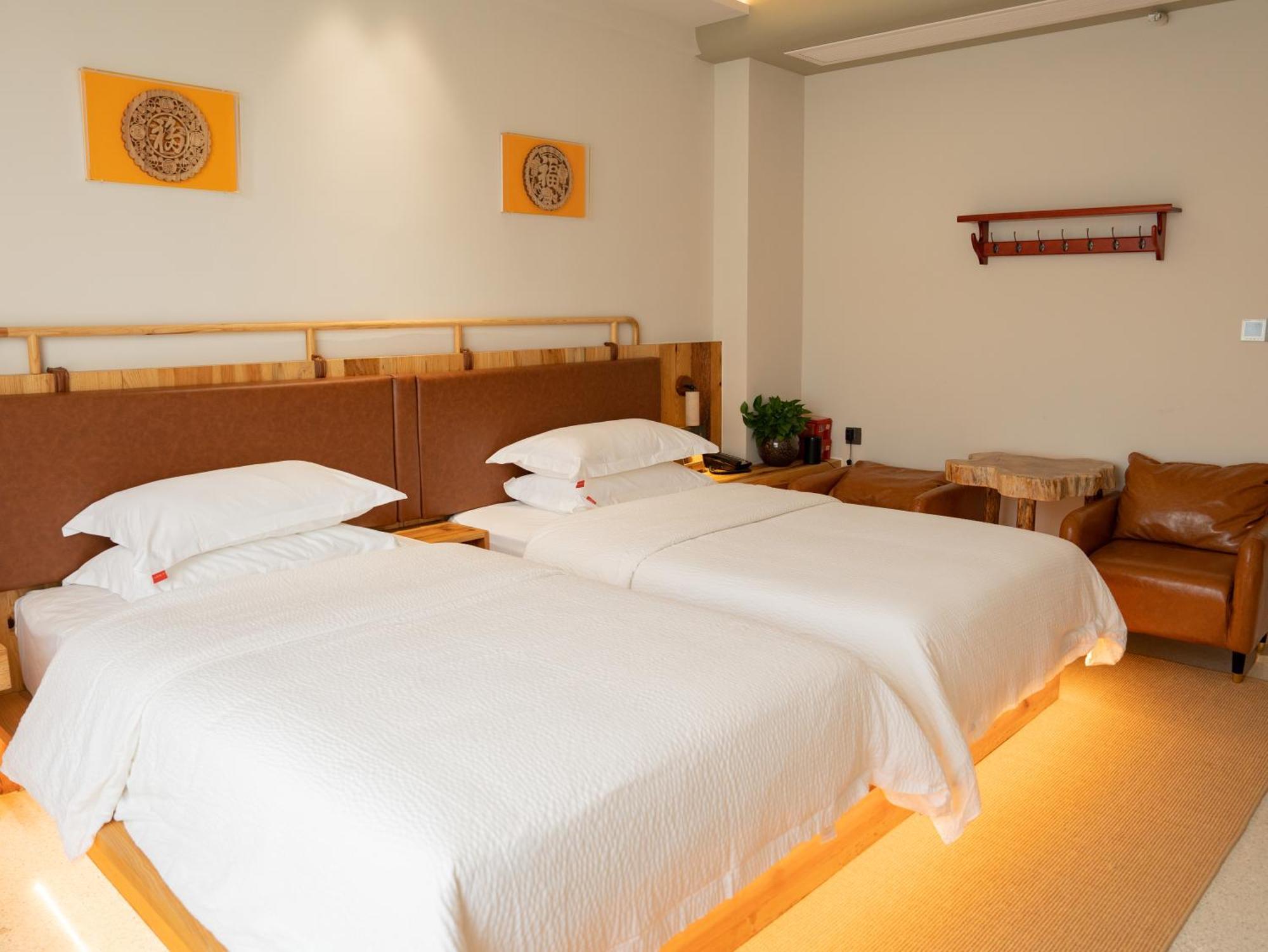 Patio Spring Holiday Inn -- Free Round Trip Pick-Up Service --Panoramic View Of Tianmen Mount Trương Gia Giới Ngoại thất bức ảnh